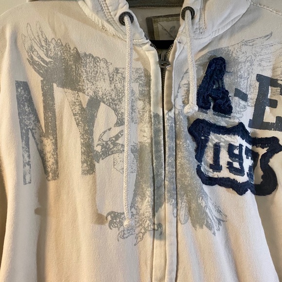 Men’s American Eagle Zip-Up Sweatshirt - Picture 4 of 12